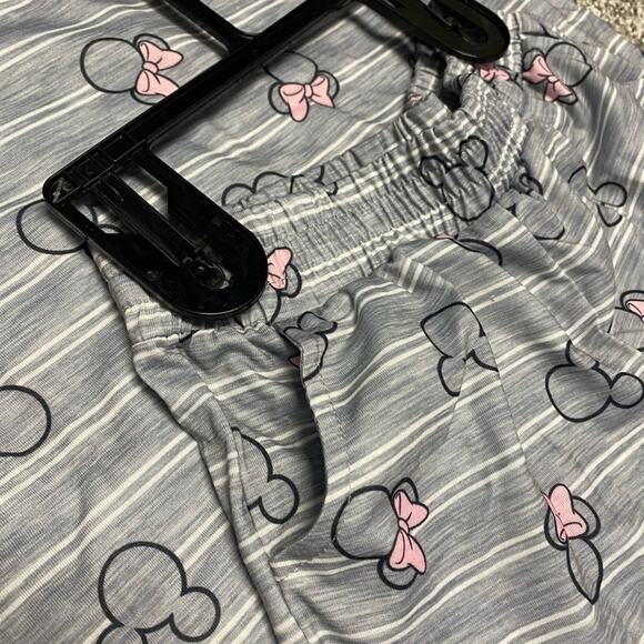 Disney Girl's Pajamas Sleepwear Top Shorts Set Gray Size 6 NWT - Picture 4 of 5